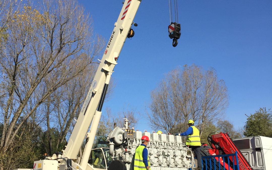 Special transport of an Actv engine for the exhibition “Public transport in Venice”